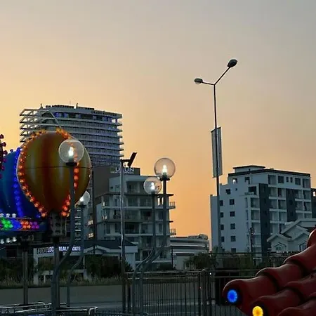 Sea Breeze Apartment